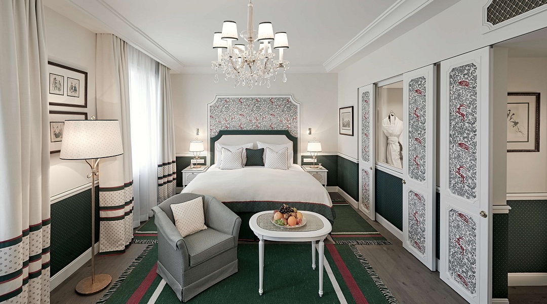 SUPERIOR & DELUXE ROOMS