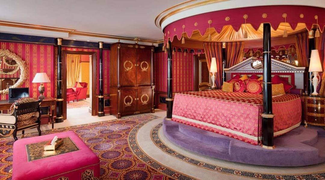 ROYAL TWO-BEDROOM SUITE