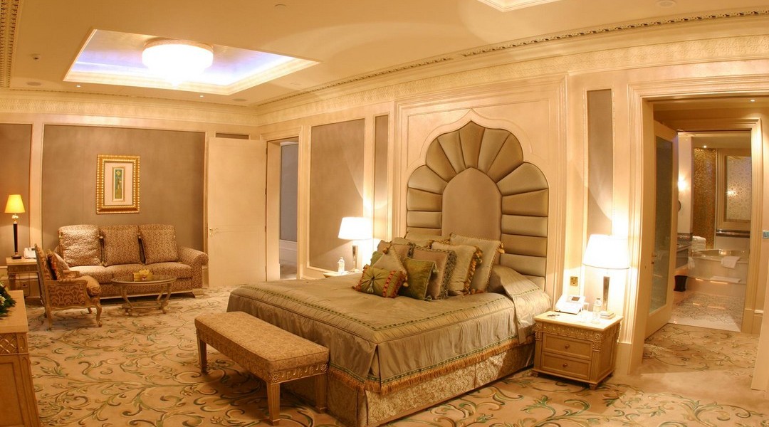 Royal Khaleej Suite