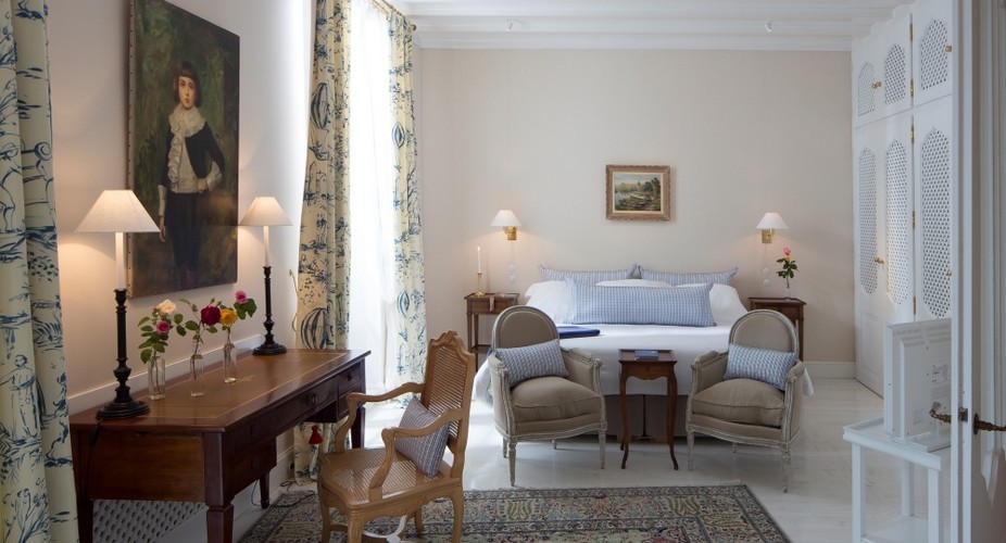 Les Pres d'Eugenie: Deluxe Room