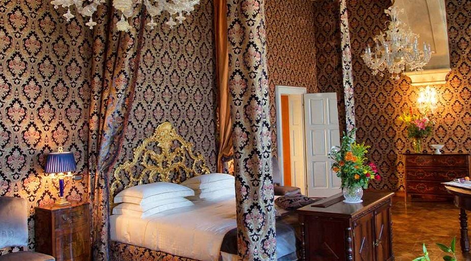 Luxury Room (Castle)