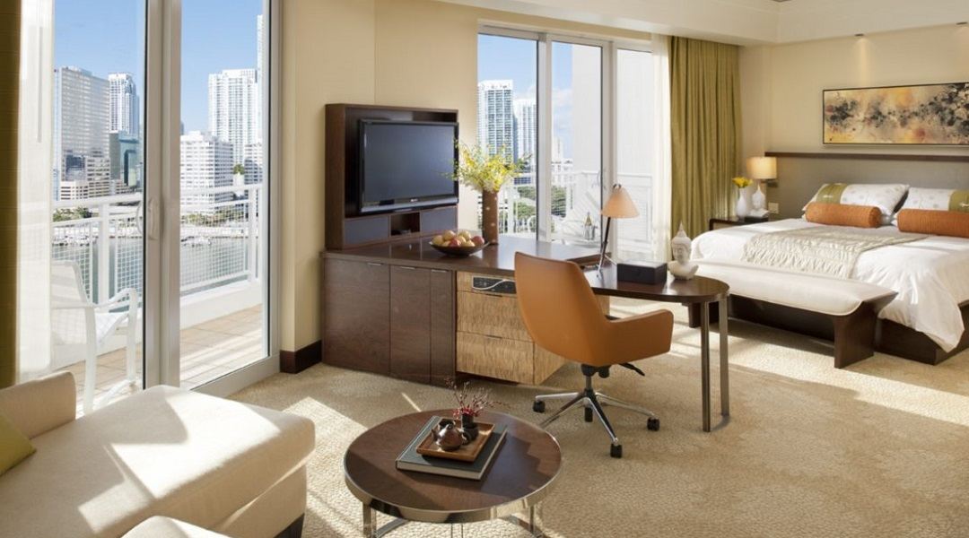 Junior Suite, 1 King Bed, Bay View