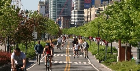 Cycling in Hudson River Park
