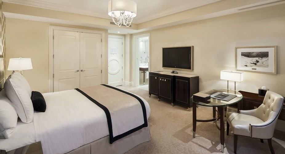Signature Room, 1 King Bed