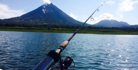 Sport Fishing Arenal Lake