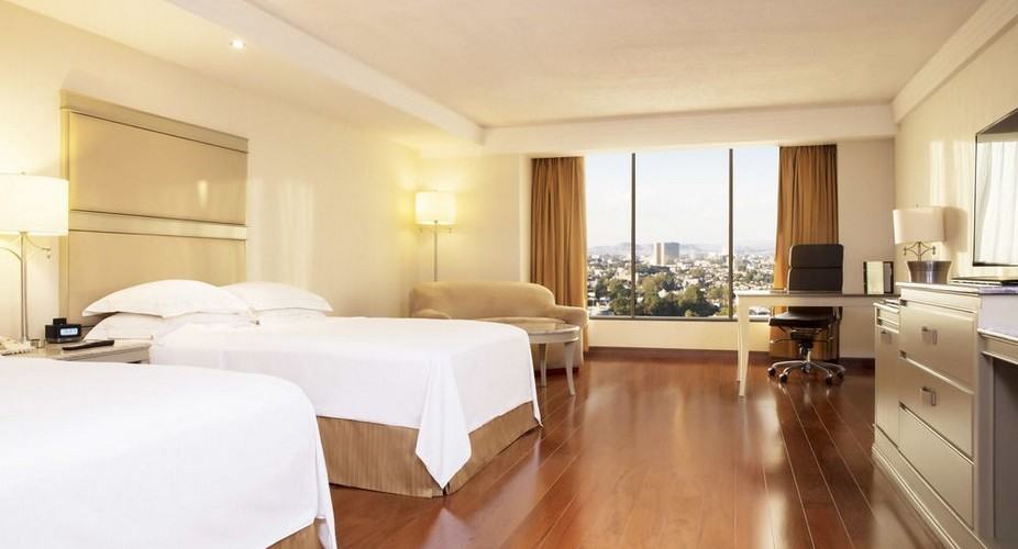 Two Double Beds, City View, Club Level