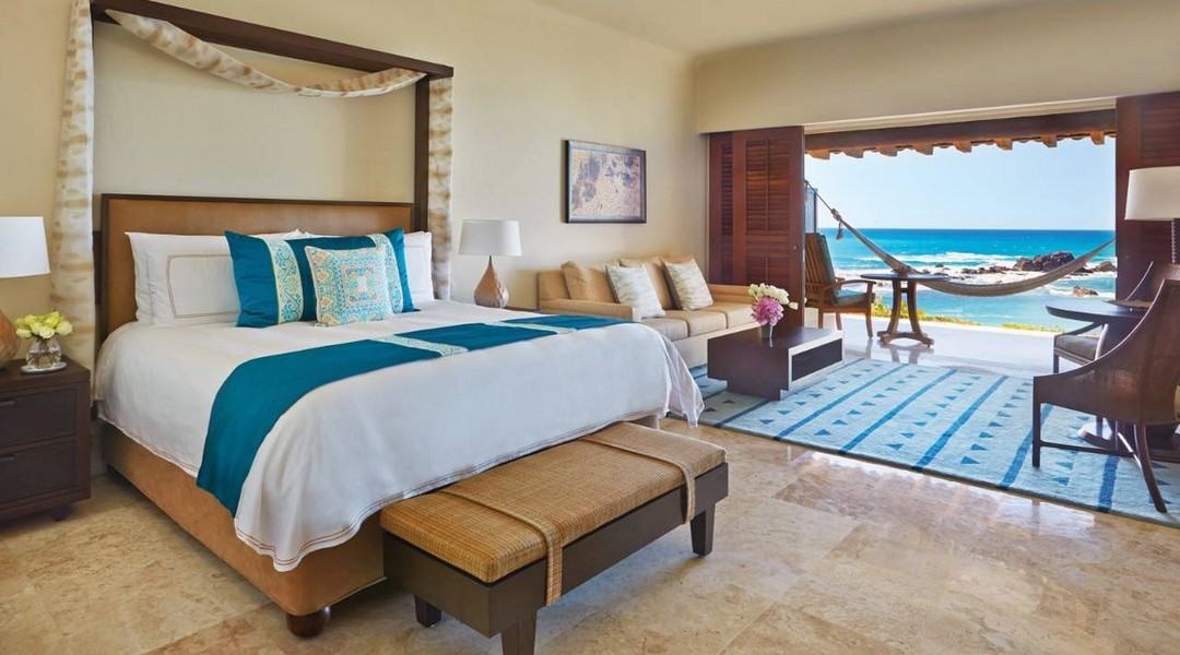 Oceanfront Casita Room with King Bed
