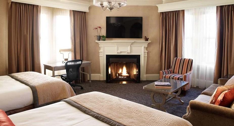 Executive Room, 2 Queen Beds, Fireplace