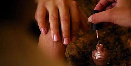 Ultimate Chocolate And Honey Manicure 
