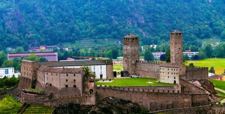 Bellinzona and Its Castles 