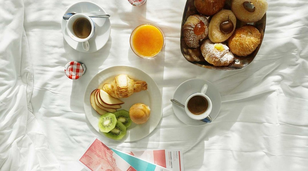 Experience Breakfast On The Bed