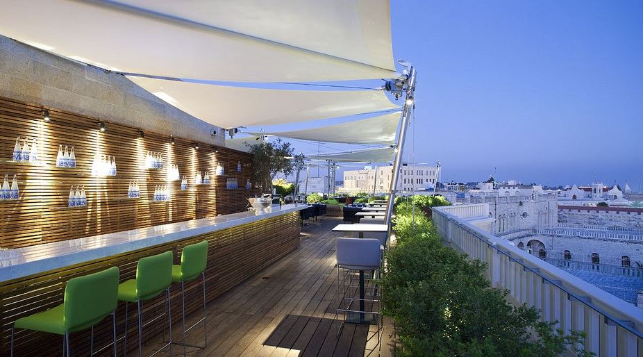 Rooftop Outdoor Lounge & Restaurant