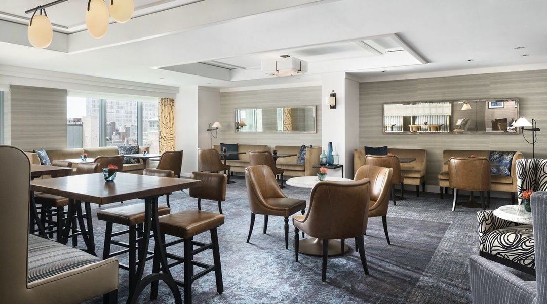 The Ritz-Carlton Club Lounge