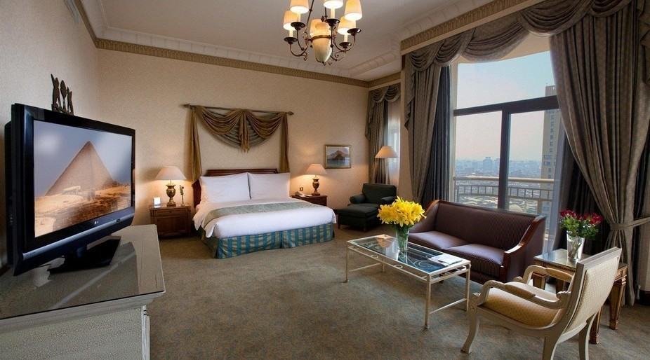 PRESIDENTIAL SUITE NILE VIEW