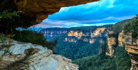 The Blue Mountains Pass
