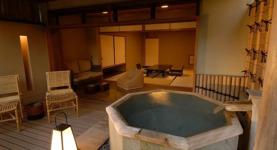 Room with Open-air Bath, Suzukake