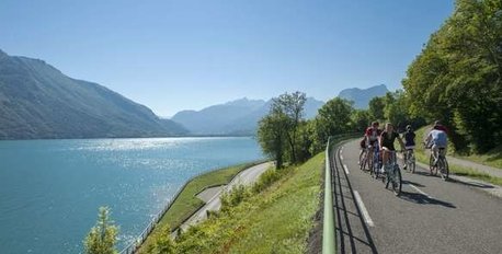 Cycle Around Lake Annecy