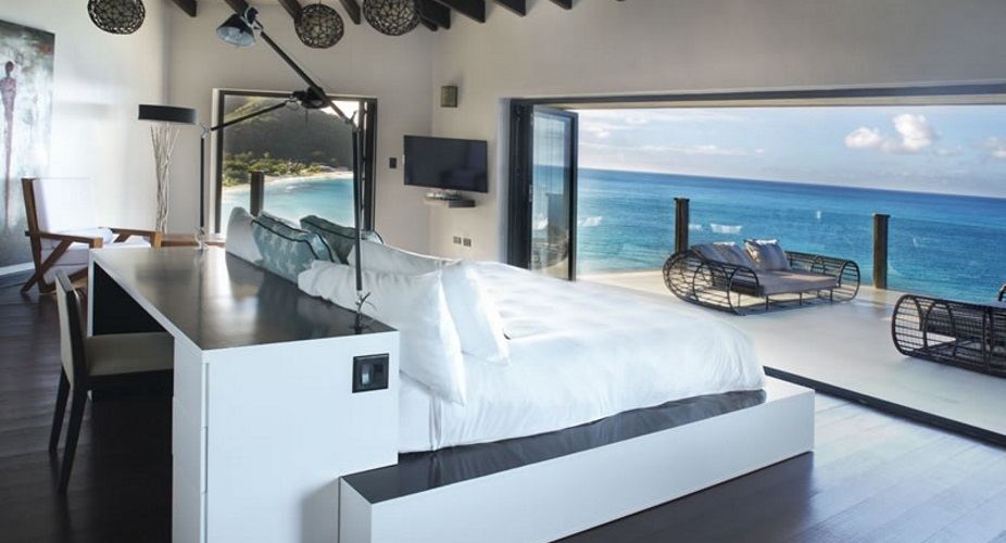 Luxury Duplex, Oceanfront (Room O5)