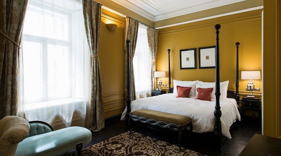 Suite 1 Bedroom (The Alexander Graham Bell Suite)