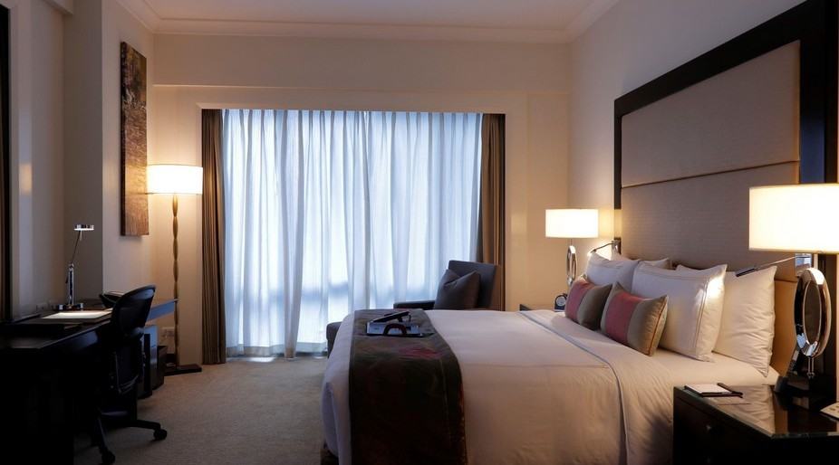 Room, 1 King Bed (Fairmont Gold)