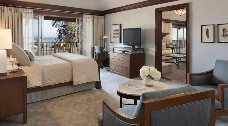 CANNERY ROW SUITE