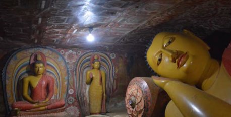 Visit Degaldoruwa Temple