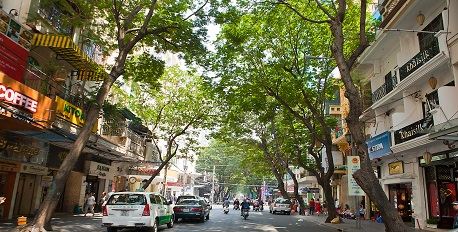 Dong Khoi Street 
