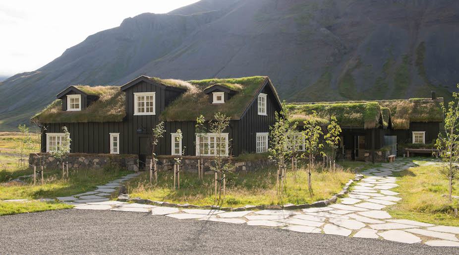 Aður Room
