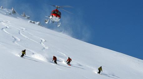 Heli-skiing 